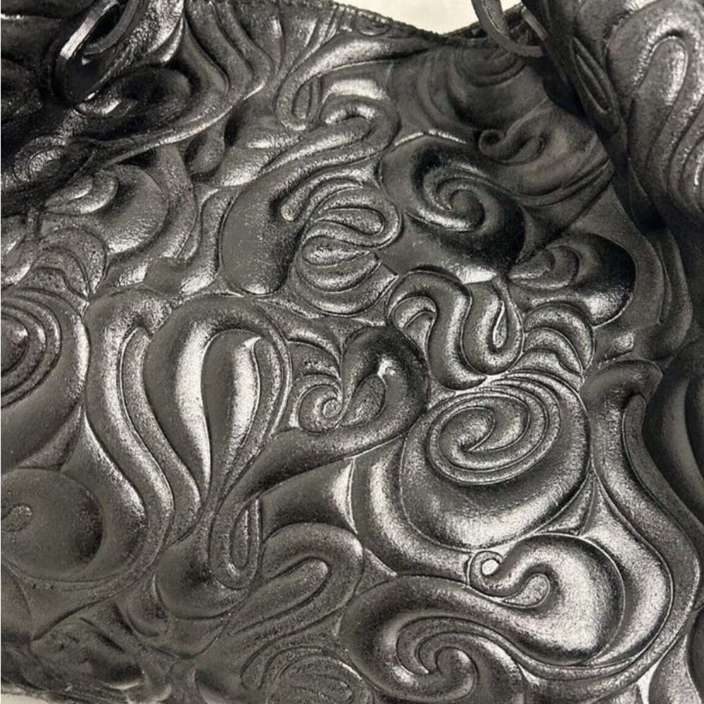 ISADORA ITALY Black Tooled GENUINE
Leather Large Bag Tote Purse NEW
AUTHENTIC - Picture 6 of 8